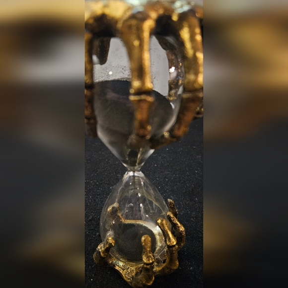 Decoration - Picture 3 of 3